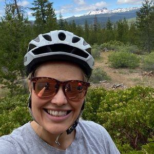 Meet your Posher, Kim